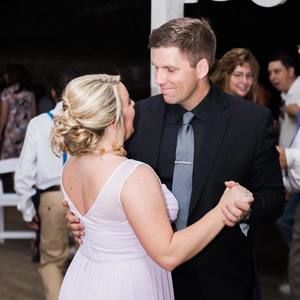 Meet your Posher, Leslie